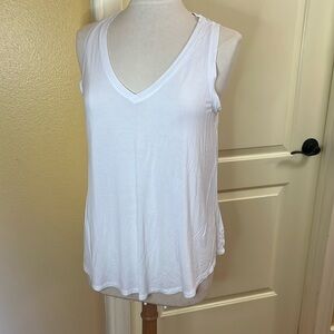 Time & Tru L(12/14) White Tank